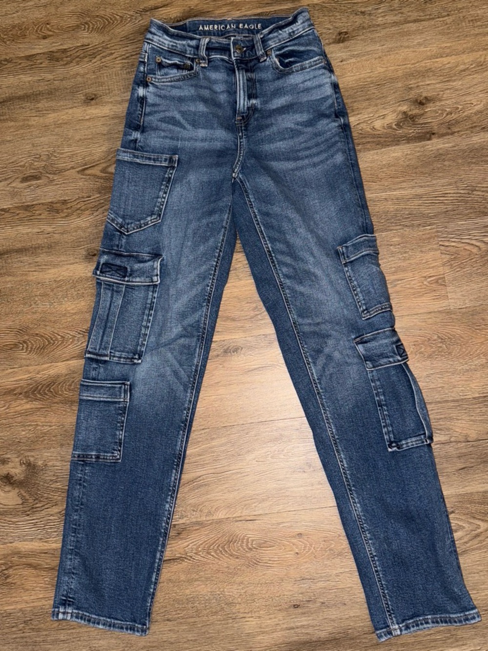 American Eagle Outfitters women’s Slim Cargo Jeans - Dark Blue Wash